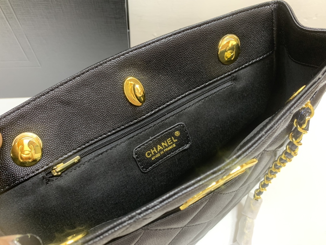 C style vintage handbag-Luxeon