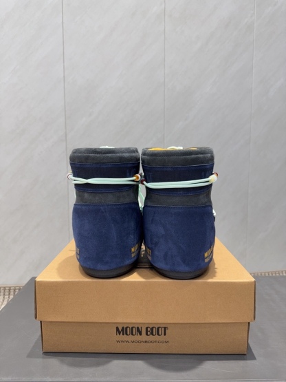 snow boots