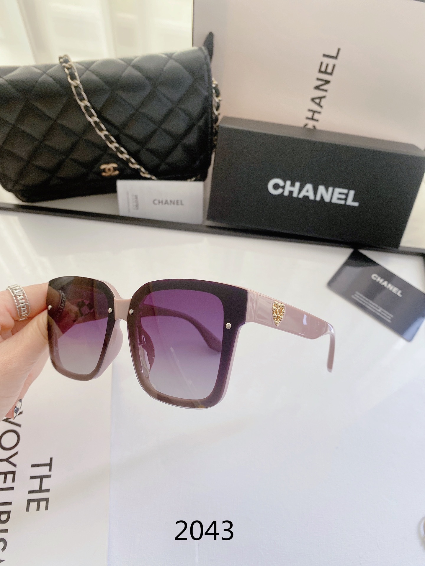 CHANE Women's Sunglasses-Luxeon