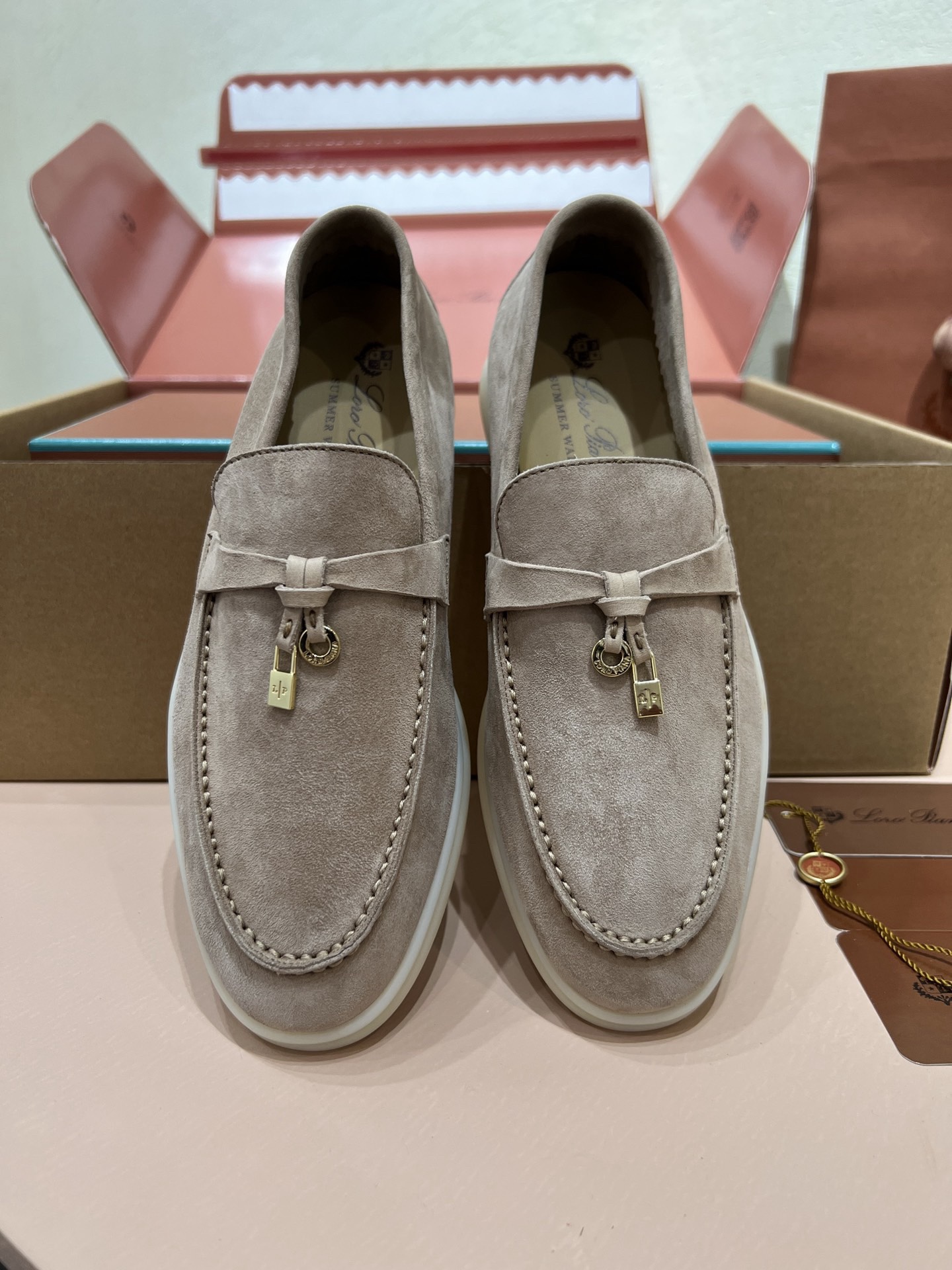 Casual loafers