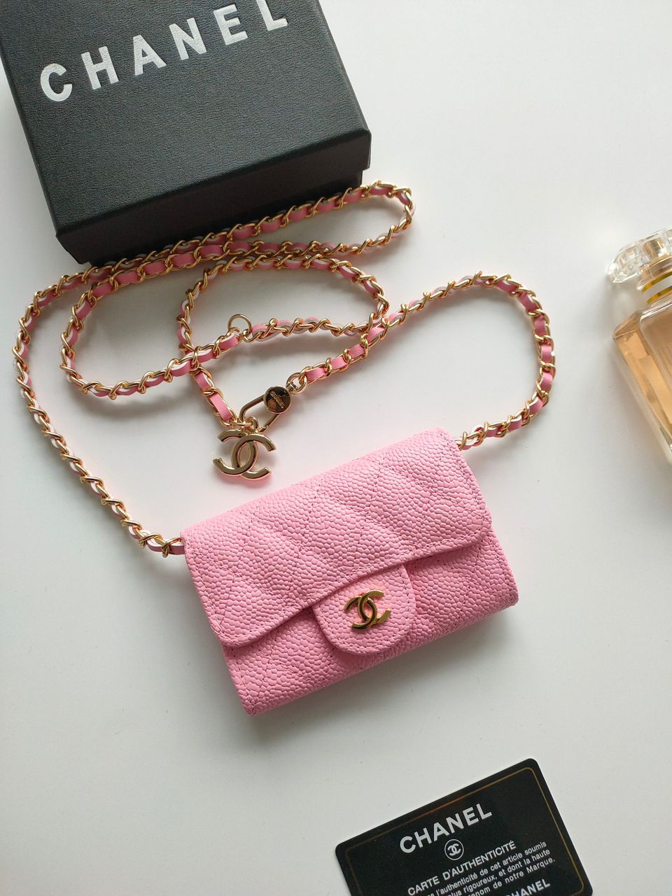 Small leather bag with caviar pattern 11.3*7.5*2.1CM