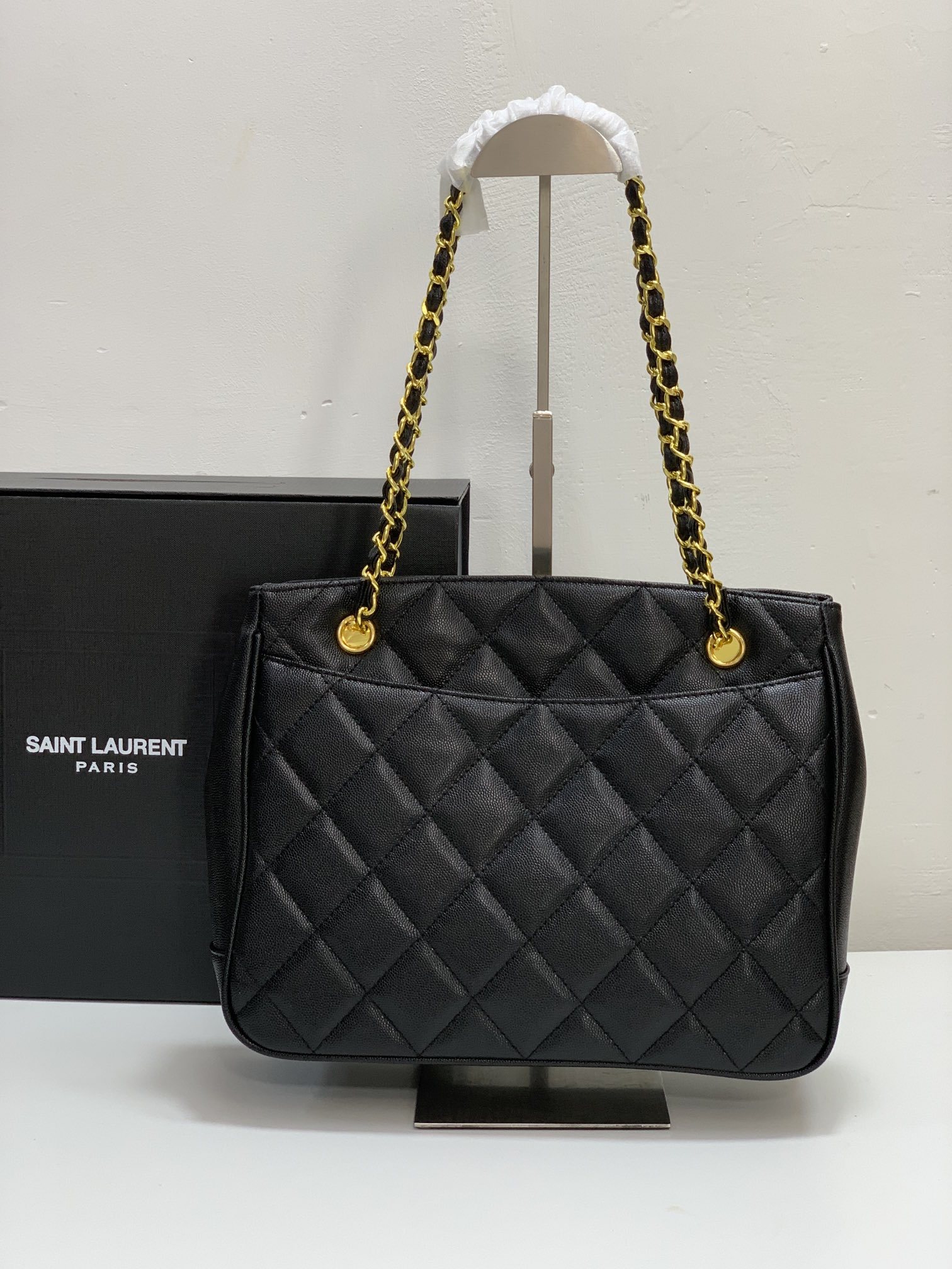 C style vintage handbag-Luxeon