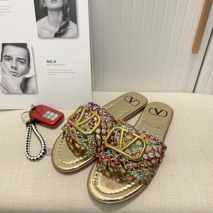 VALENTINO new hollow out slippers-Luxeon