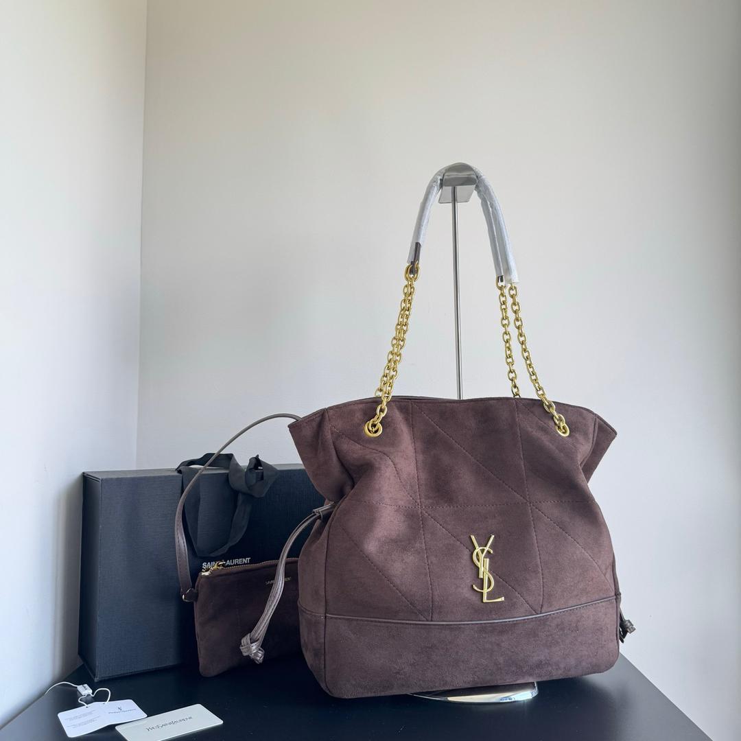 Women solid color handbag