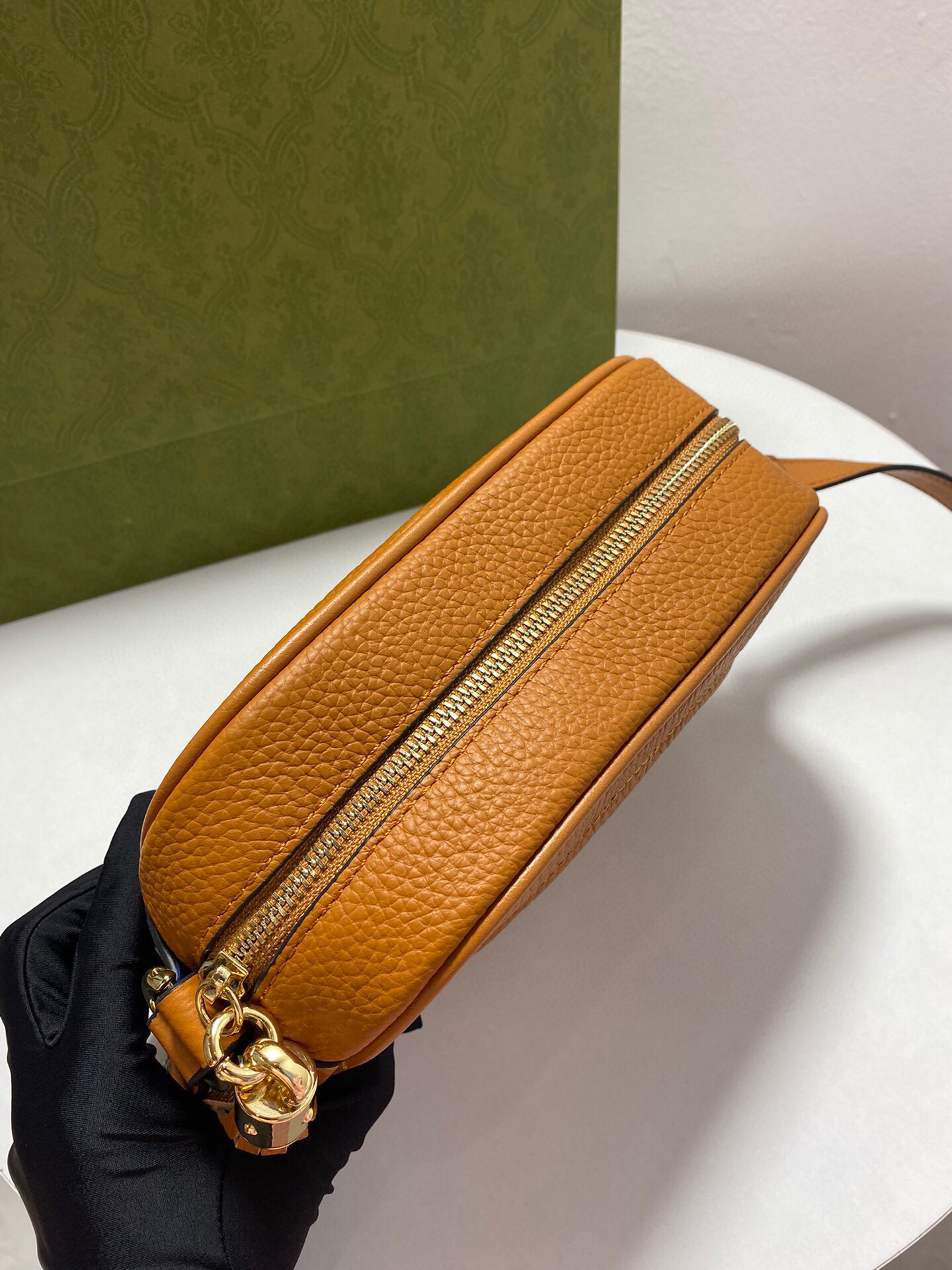 G style lychee pattern Cross-body bag-Luxeon