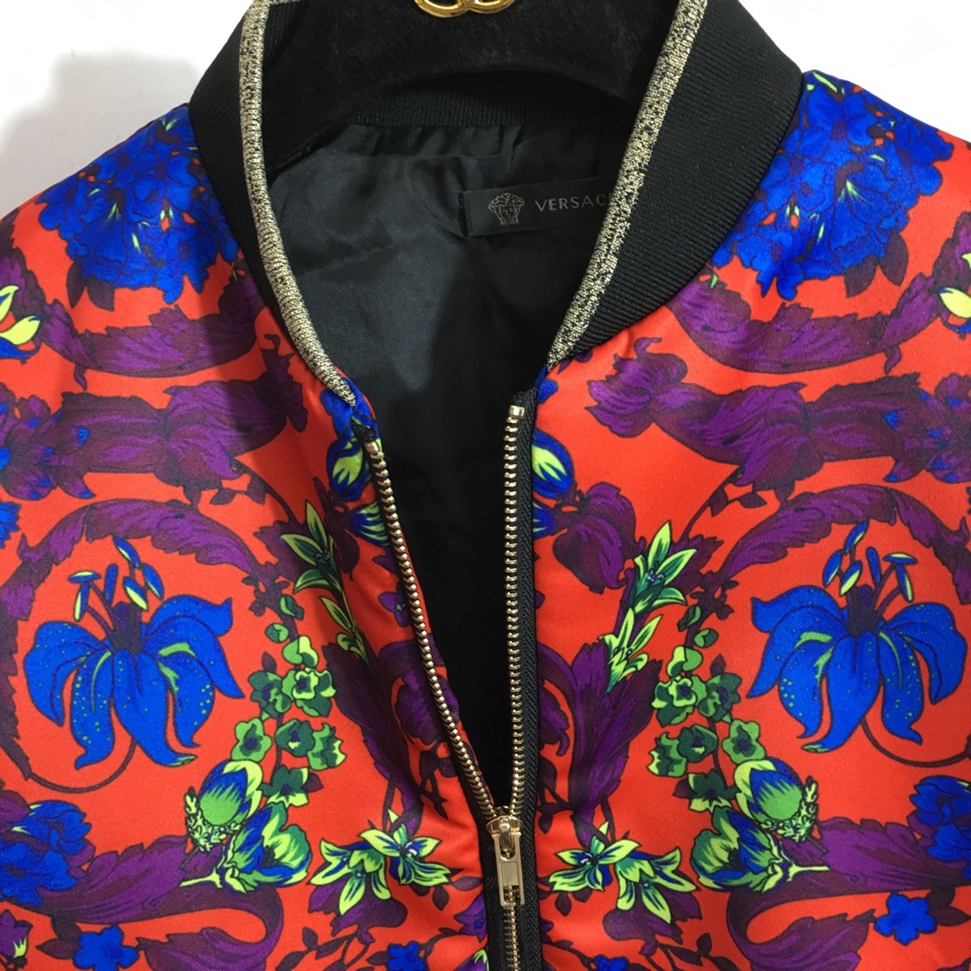 Versace print jacket-Luxeon