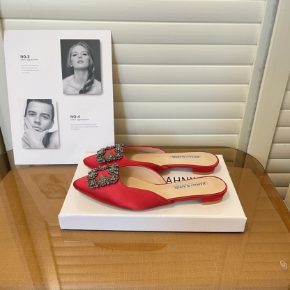 Manolo Blahnik pointed toe flat slippers-Luxeon