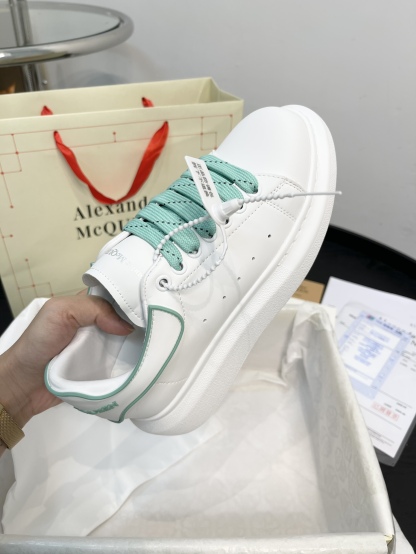 Alexander Mc QUEEN  women sneakers casual shoes-Luxeon