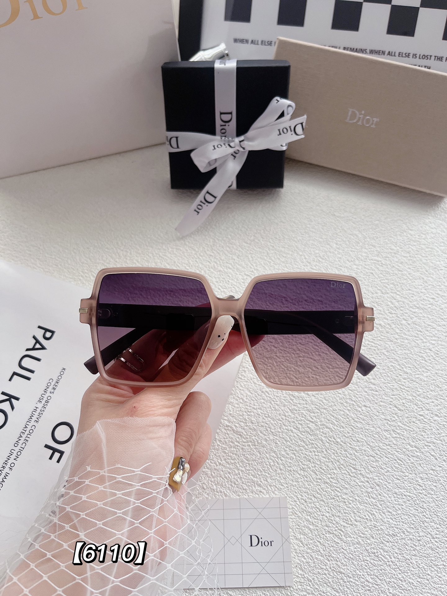 D style fashion sunglasses-Luxeon