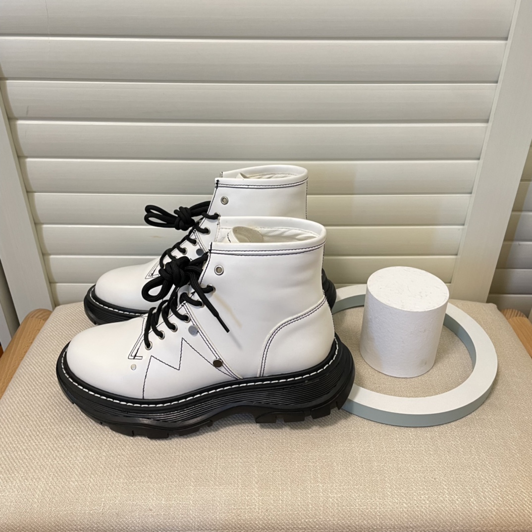 Alexander McQueen British style women rider short boots-Luxeon