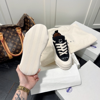 𝙓𝙫𝙚𝙨𝙨𝙚𝙡 𝙨𝙢𝙞𝙡𝙚𝙣𝙘𝙚 new women frayed shoes-Luxeon