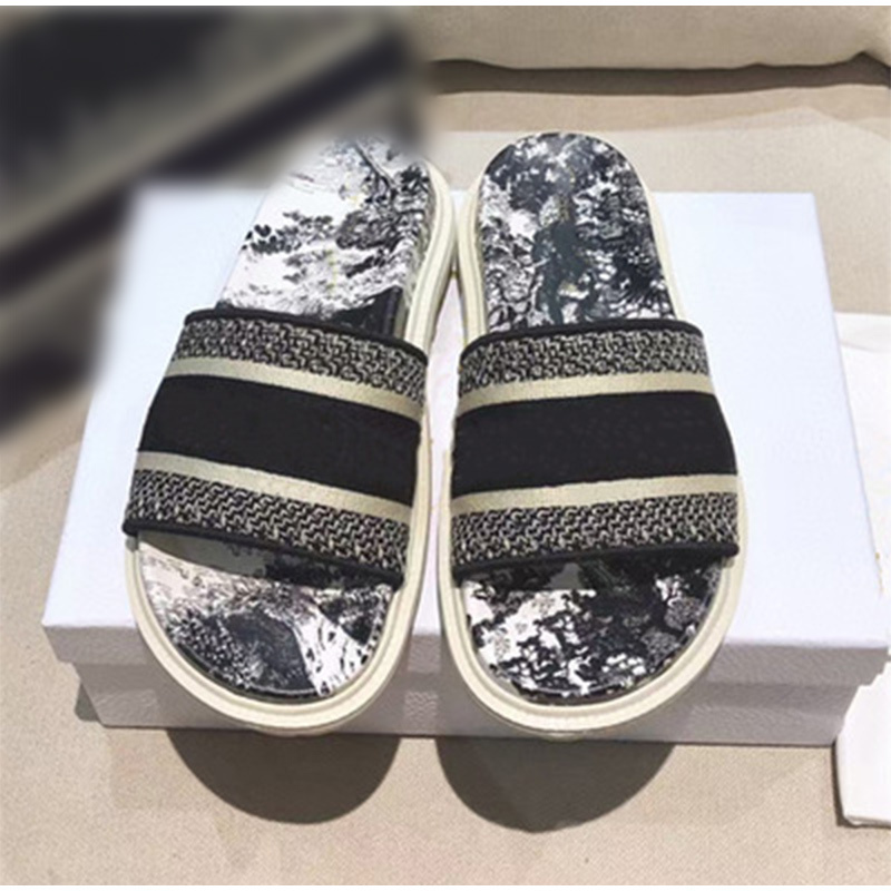 D style Women's Flat Open Toe Slippers-Luxeon