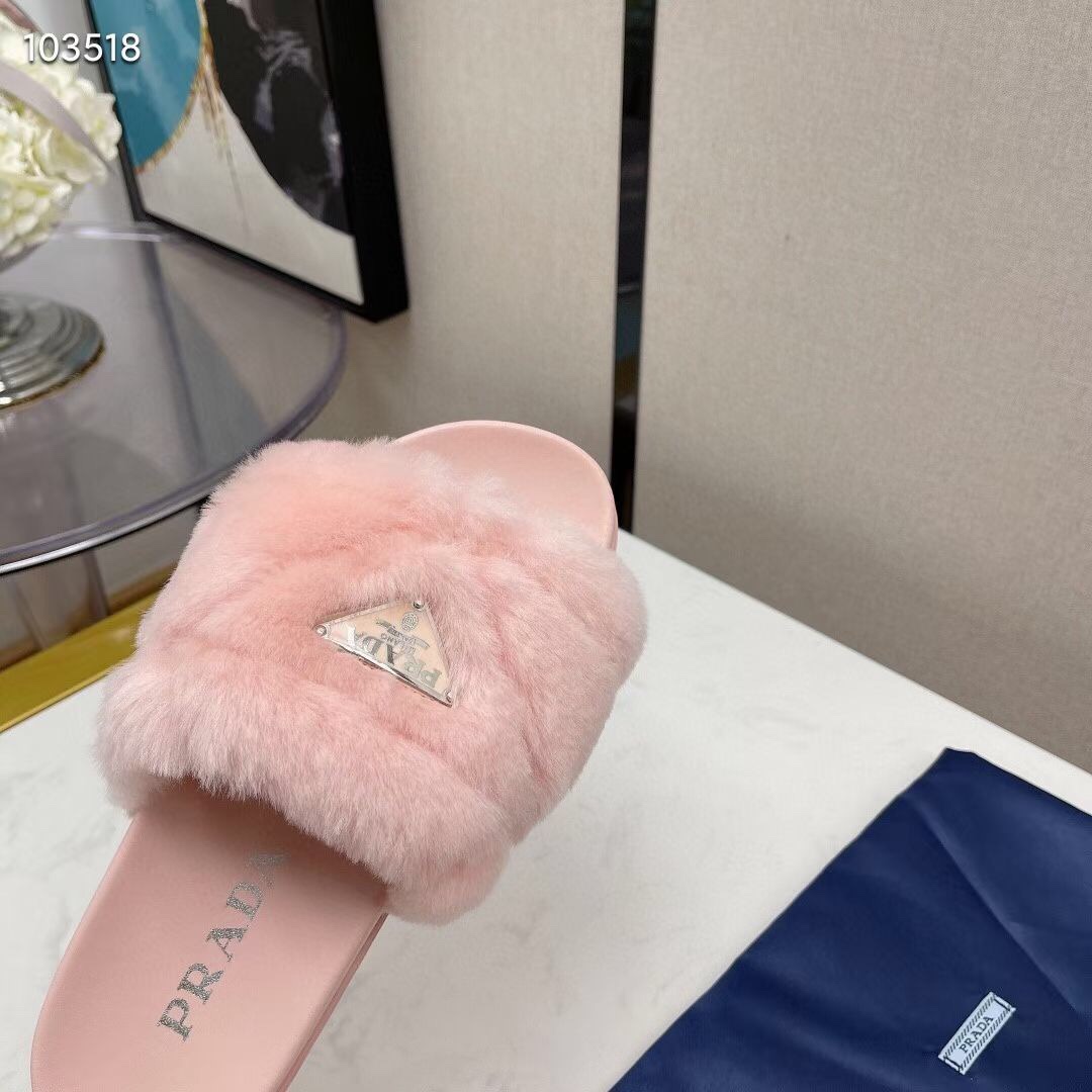 P style winter new women slippers-Luxeon