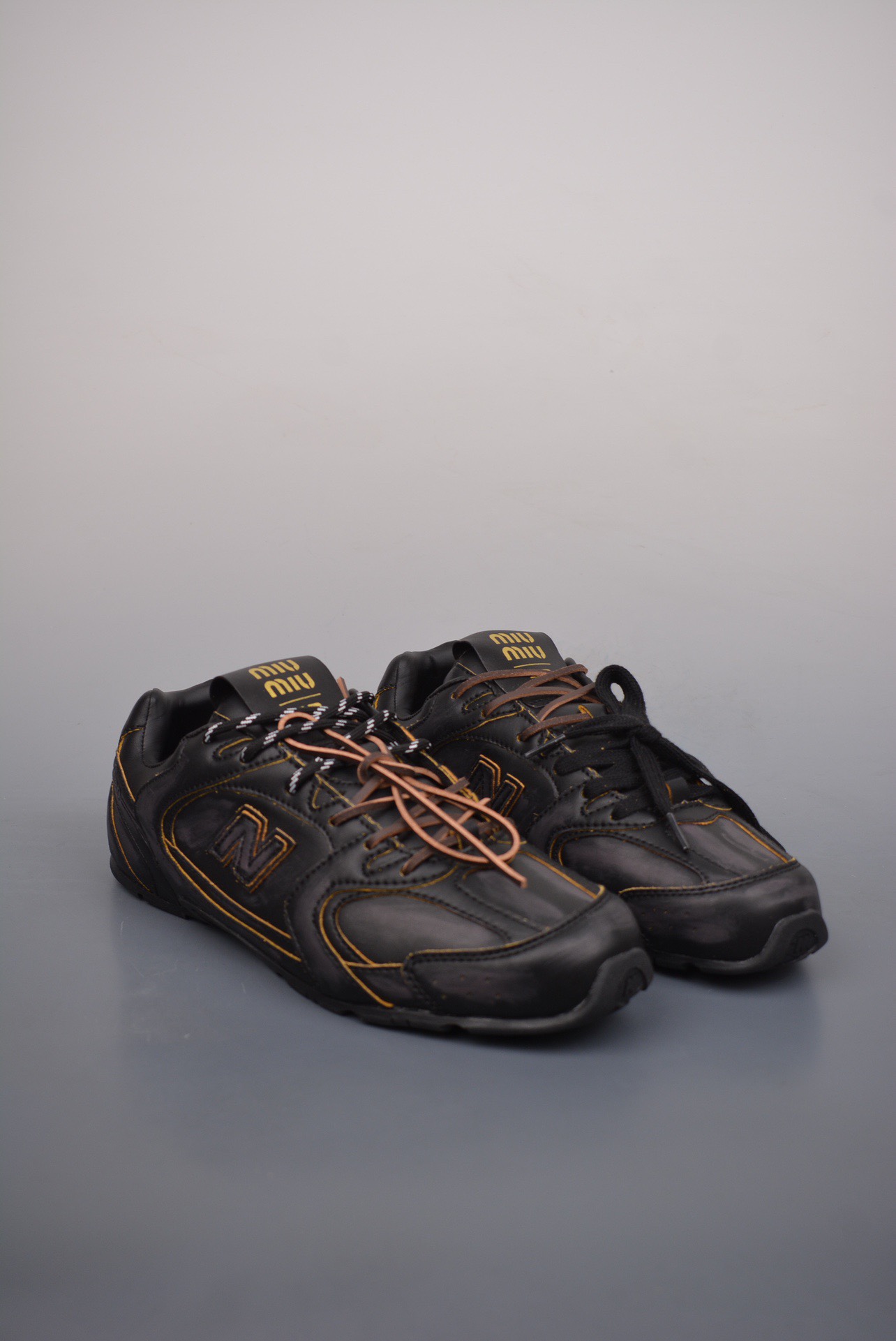 Distressed 530 sneakers