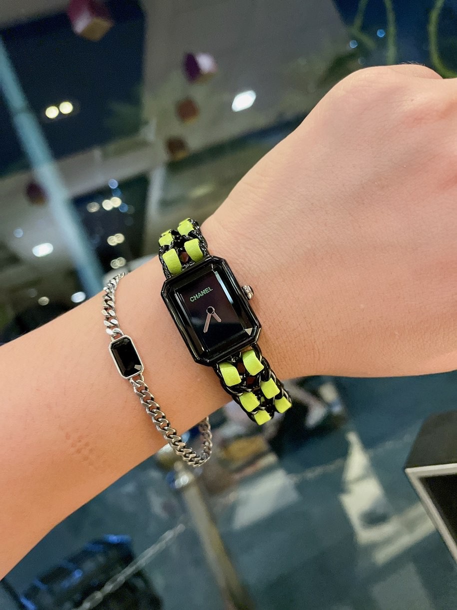 C style PREMIERE ELECTRO Women Wristwatch Leather Bracelet Band-Luxeon