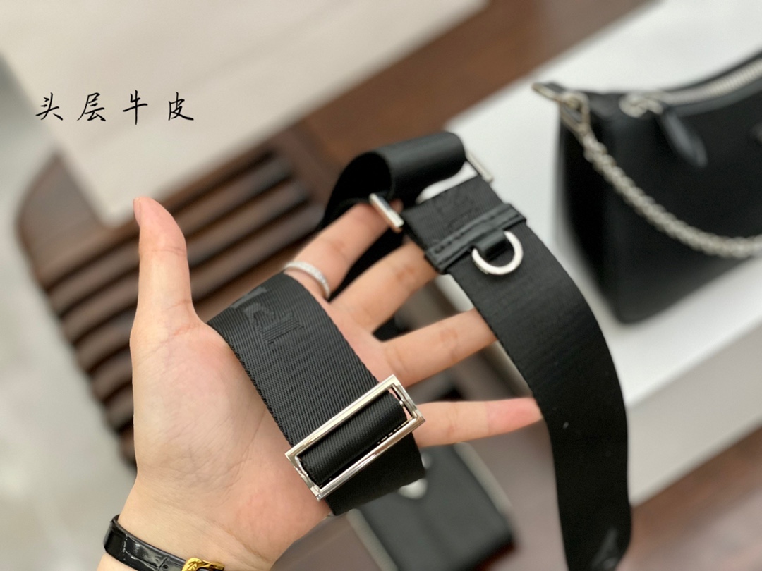 P style Hobo Underarm Bags 2 In 1-Luxeon