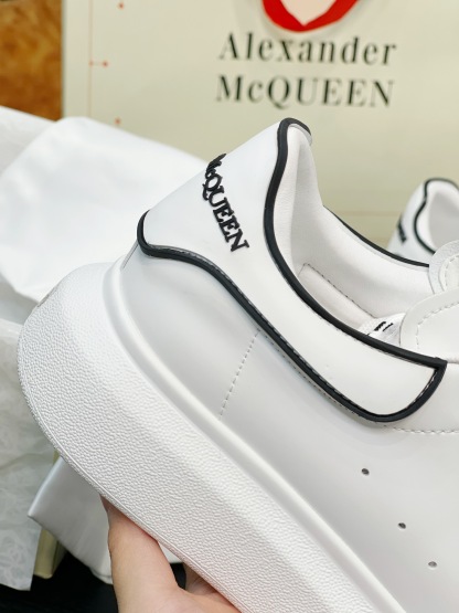 Alexander Mc QUEEN  women sneakers casual shoes-Luxeon