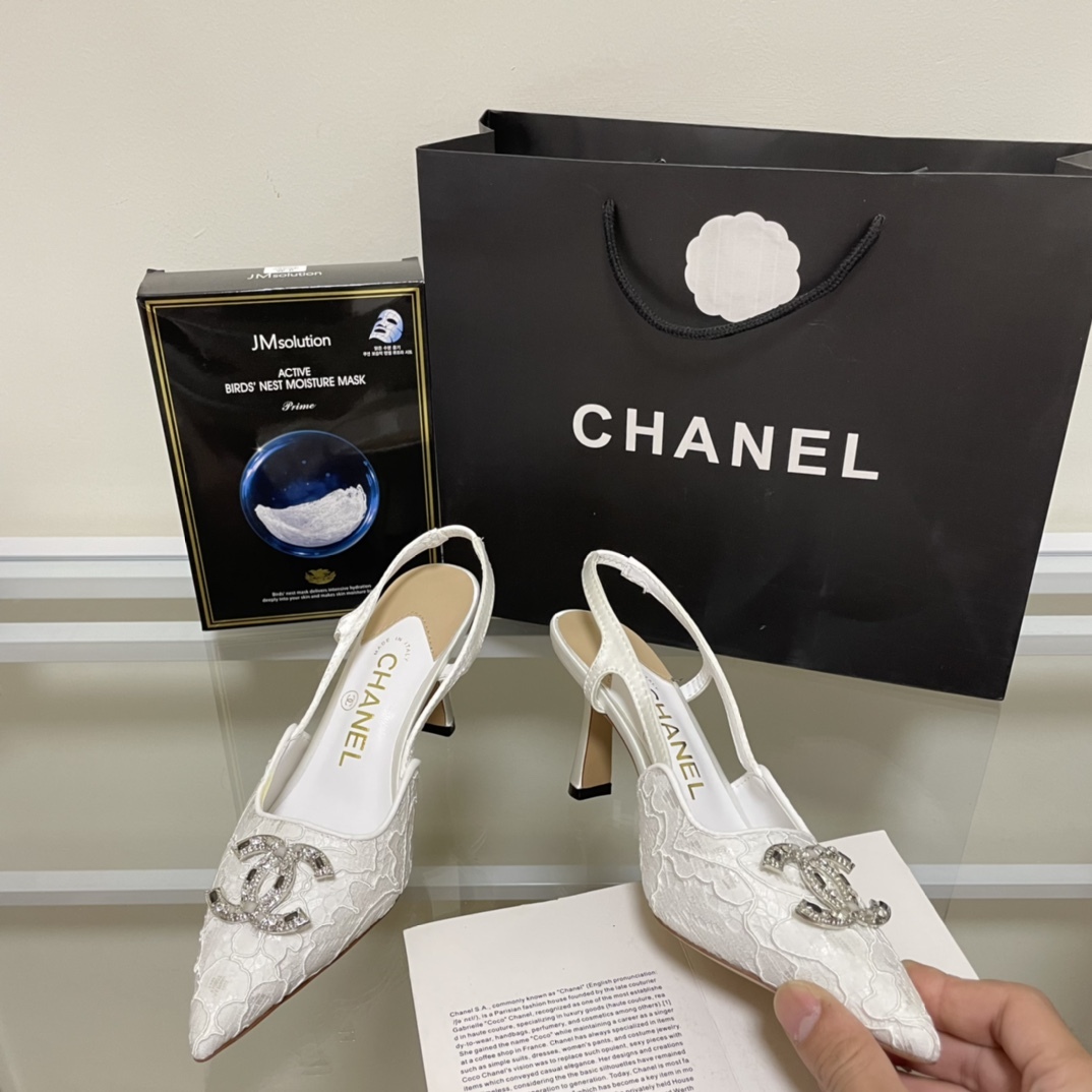 C style Vintage double-C sandals-Luxeon