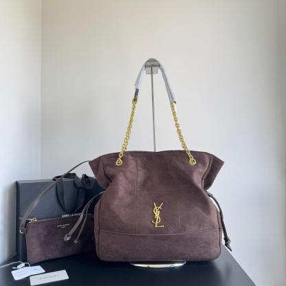 Women solid color handbag