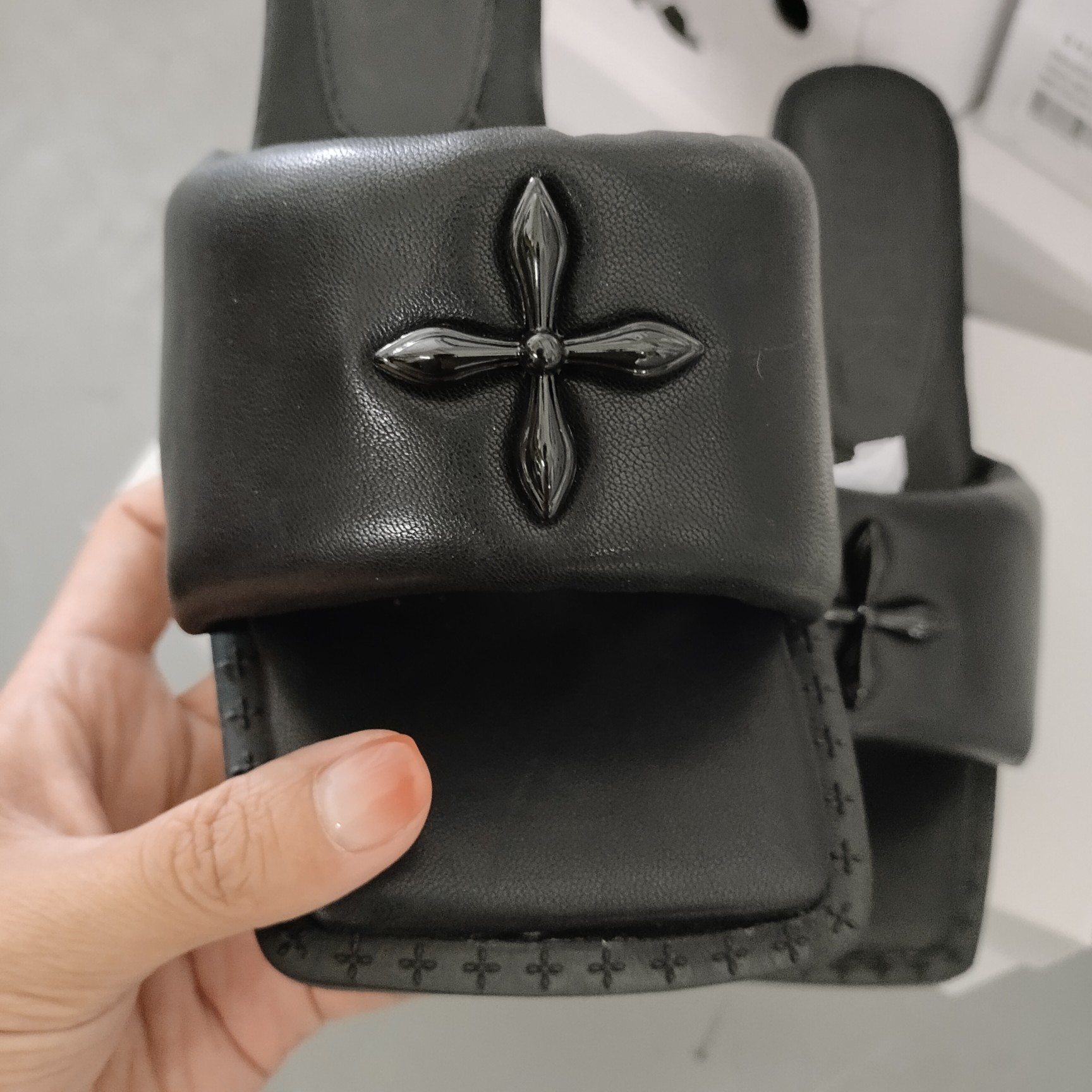 Smfk solid black slippers top quality-Luxeon
