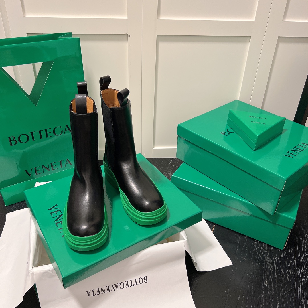 Bottega Venet mid-calf heeled boots-Luxeon