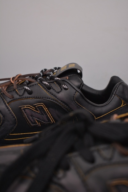 Distressed 530 sneakers