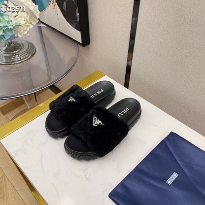 P style winter new women slippers-Luxeon