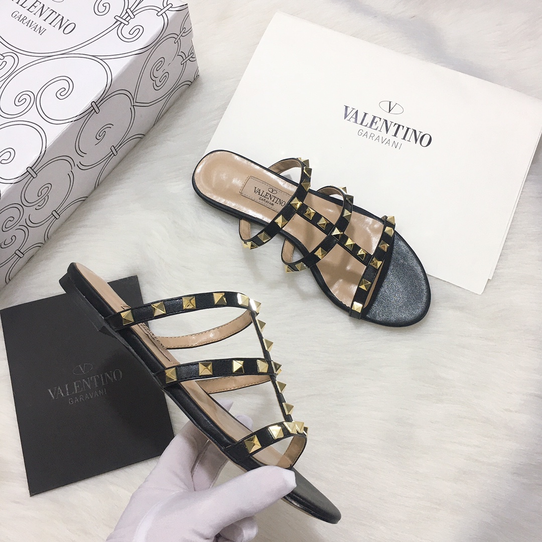 Valentino studded flat sandals-Luxeon