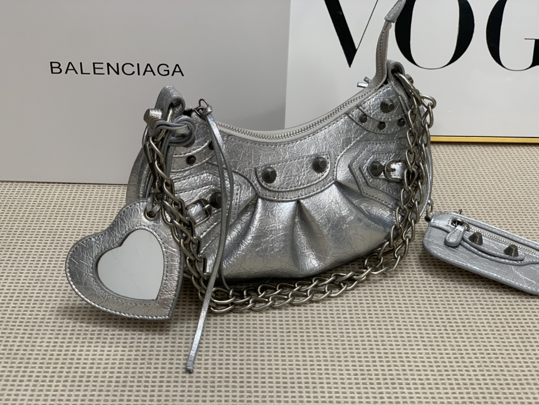 B style cagole handbag-Luxeon