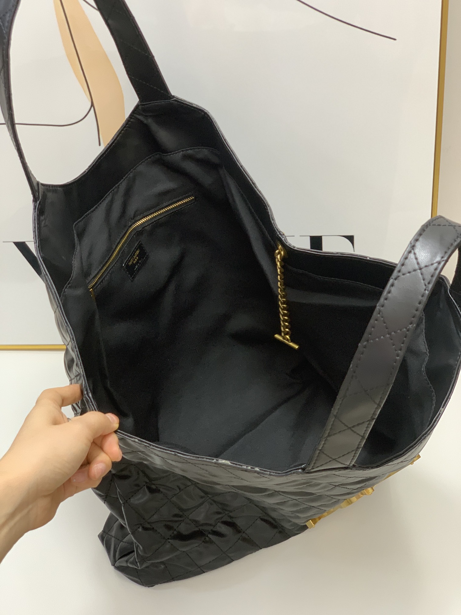 Y style SAINT LAURENT Classic Tote Bags【medium size】-Luxeon