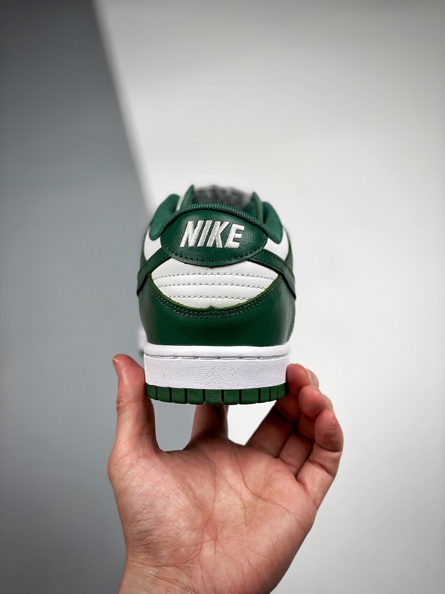 . SB Dunk Low "UNLV" sneakers-Luxeon