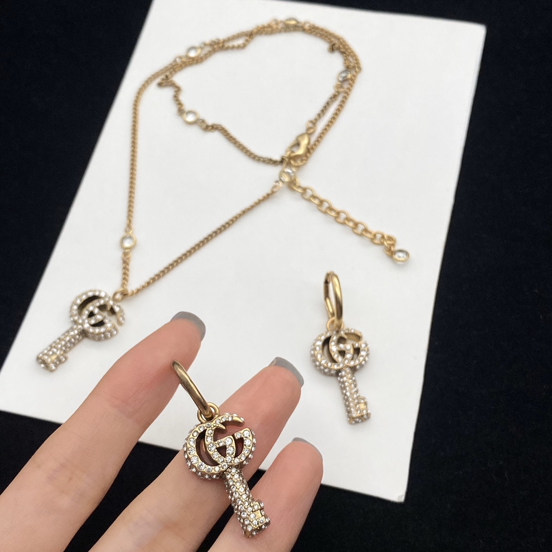 G style Crystal Double G Key Necklace Earrings-Luxeon