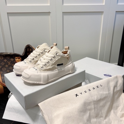 𝙓𝙫𝙚𝙨𝙨𝙚𝙡 𝙨𝙢𝙞𝙡𝙚𝙣𝙘𝙚 new women frayed shoes-Luxeon