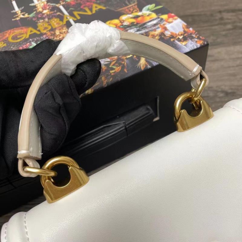 Dolce & Gabbana    handbag-Luxeon