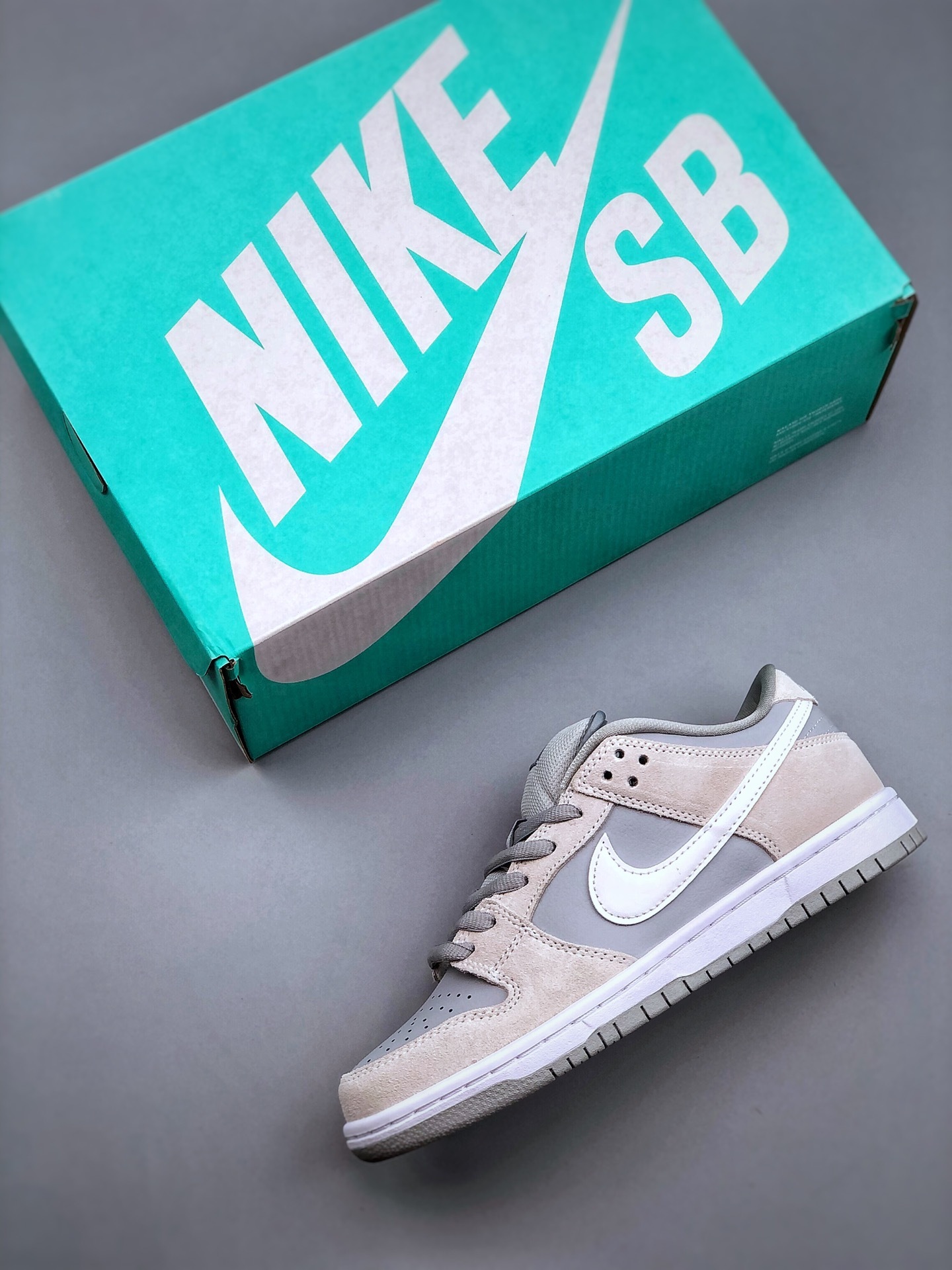 . SB Dunk Low "UNLV" sneakers-Luxeon