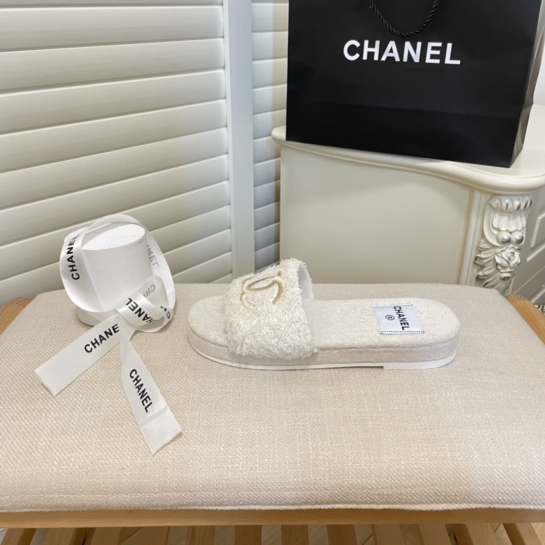 C style double-C winter wool slippers-Luxeon