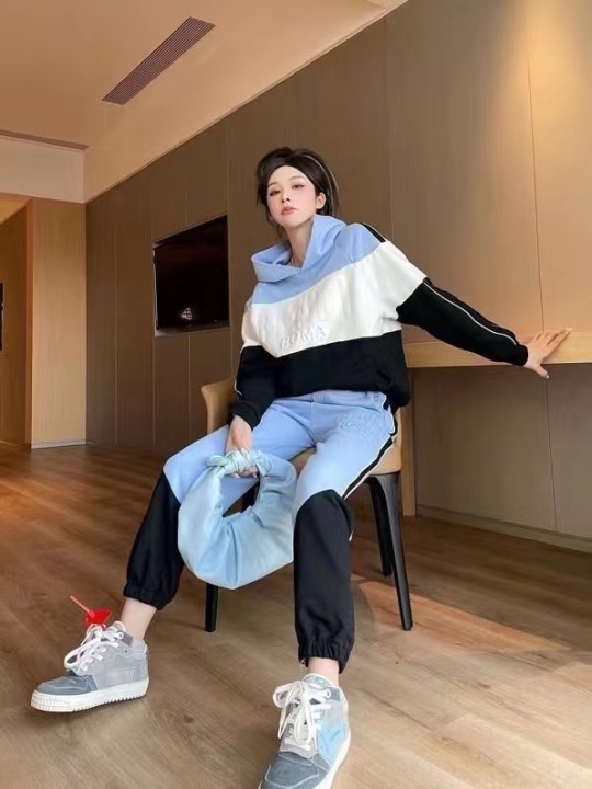 F style long sleeve match color hoodie + loose waist casual pants-Luxeon
