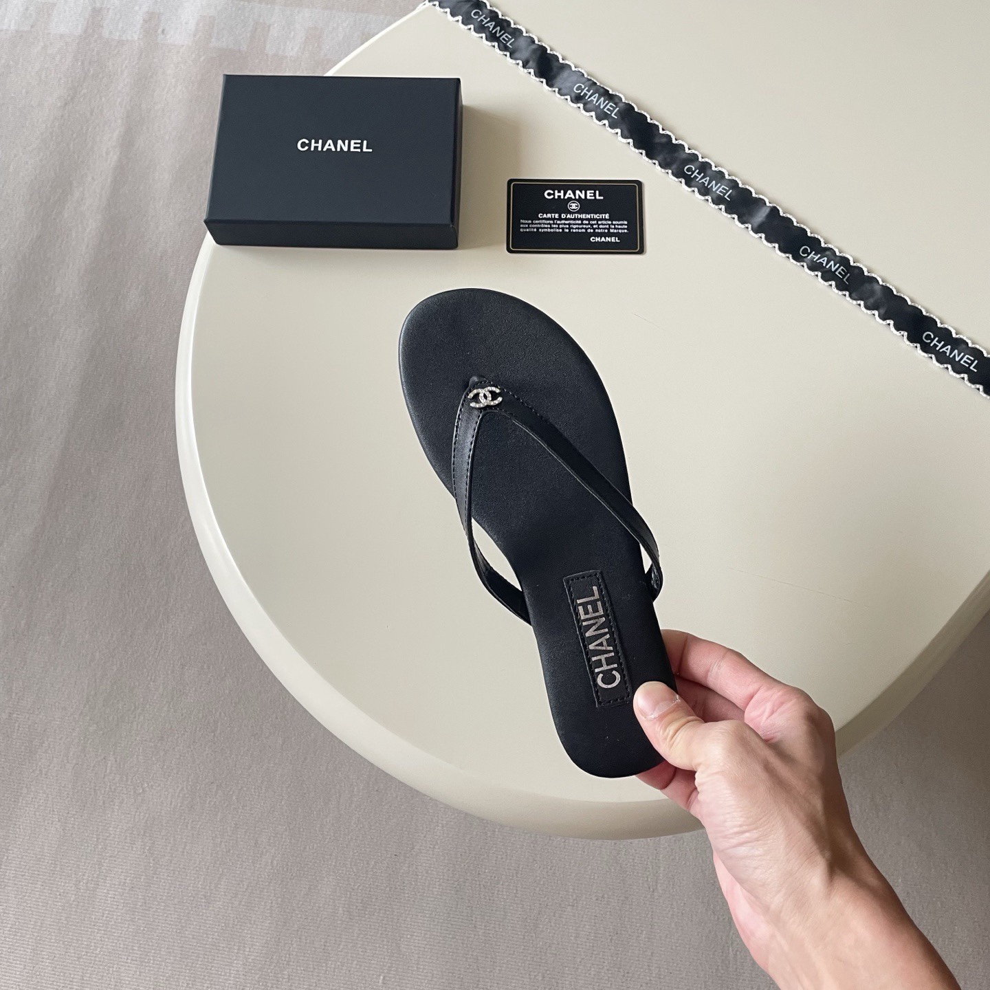Flip-flops 35-42