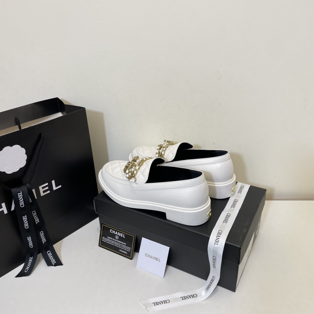 C style Double C Chain Loafers-Luxeon