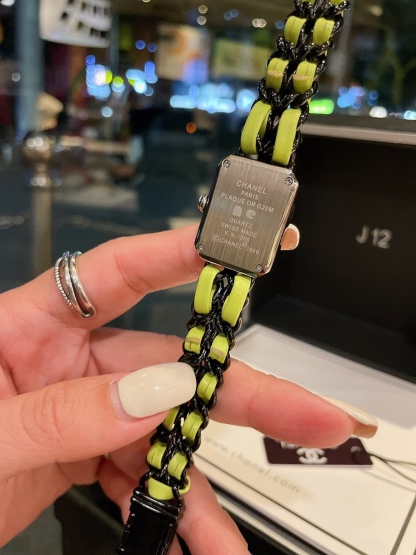 C style PREMIERE ELECTRO Women Wristwatch Leather Bracelet Band-Luxeon