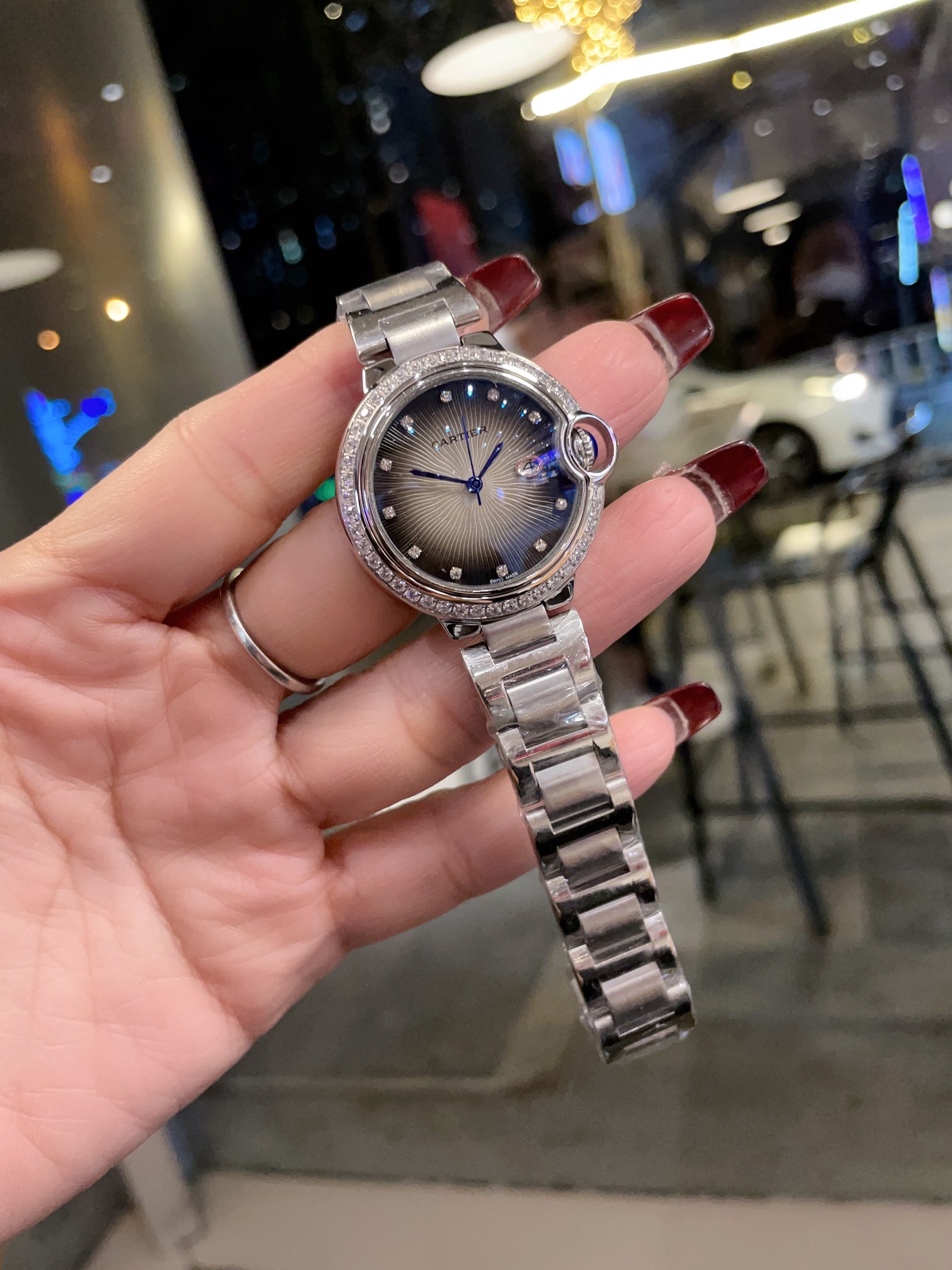 Ballon Bleu De Cartier Watch Luxury Series Crystal Diamond Dial High Quality-Luxeon