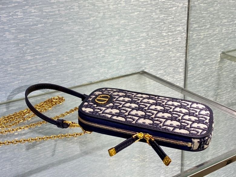 Multifunctional clutch bag