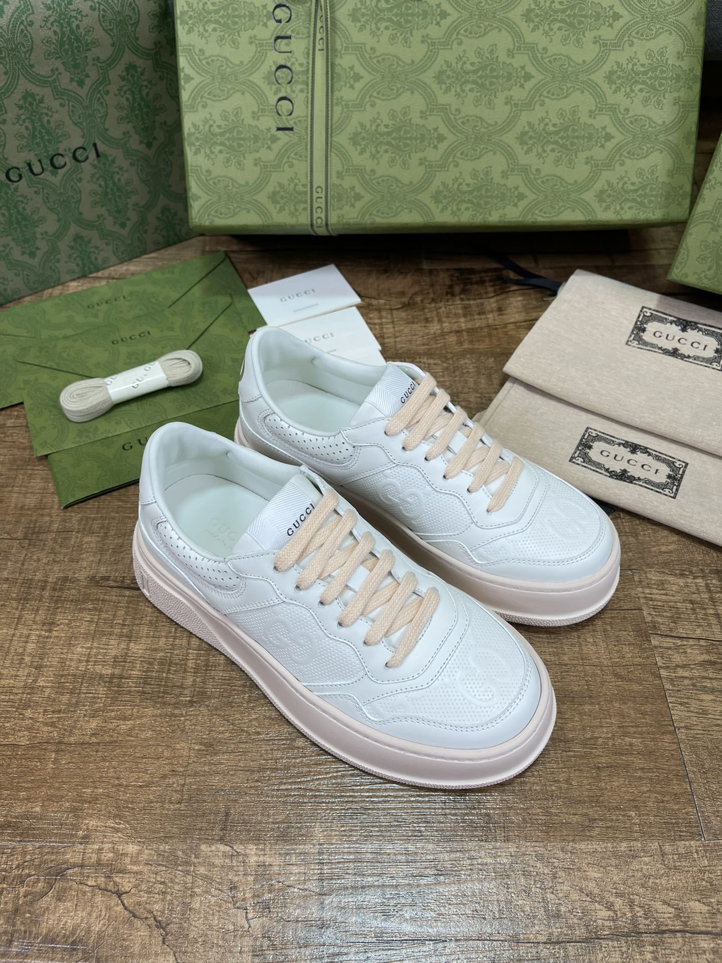 G style Women Mesh Breathe Sneaker-Luxeon