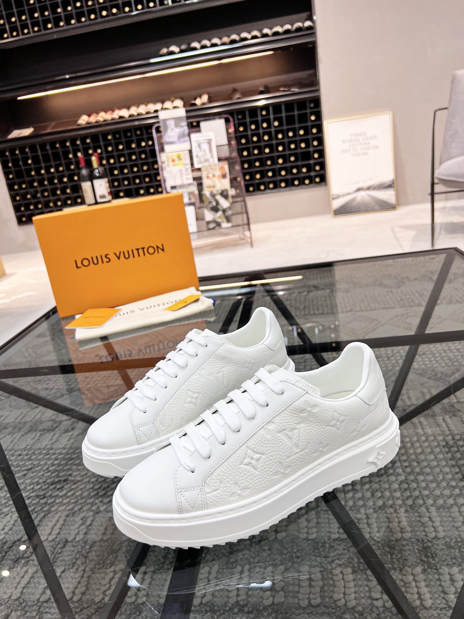 L style trendy women sneakers casual shoes-Luxeon