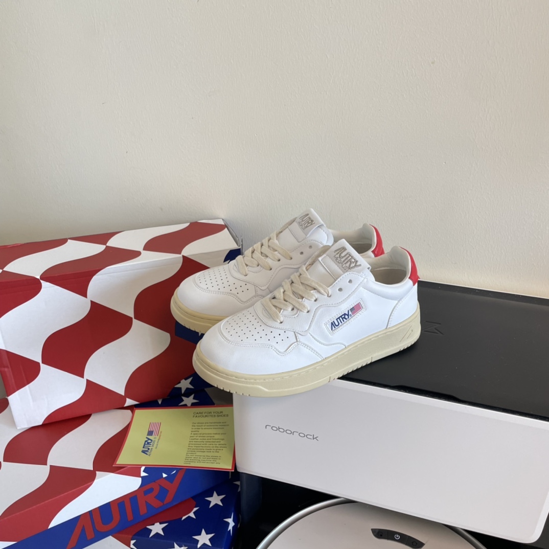 AUTRY new women vulanized shoes sports shoes-Luxeon