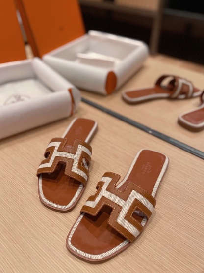 L style SLIPPERS-Luxeon