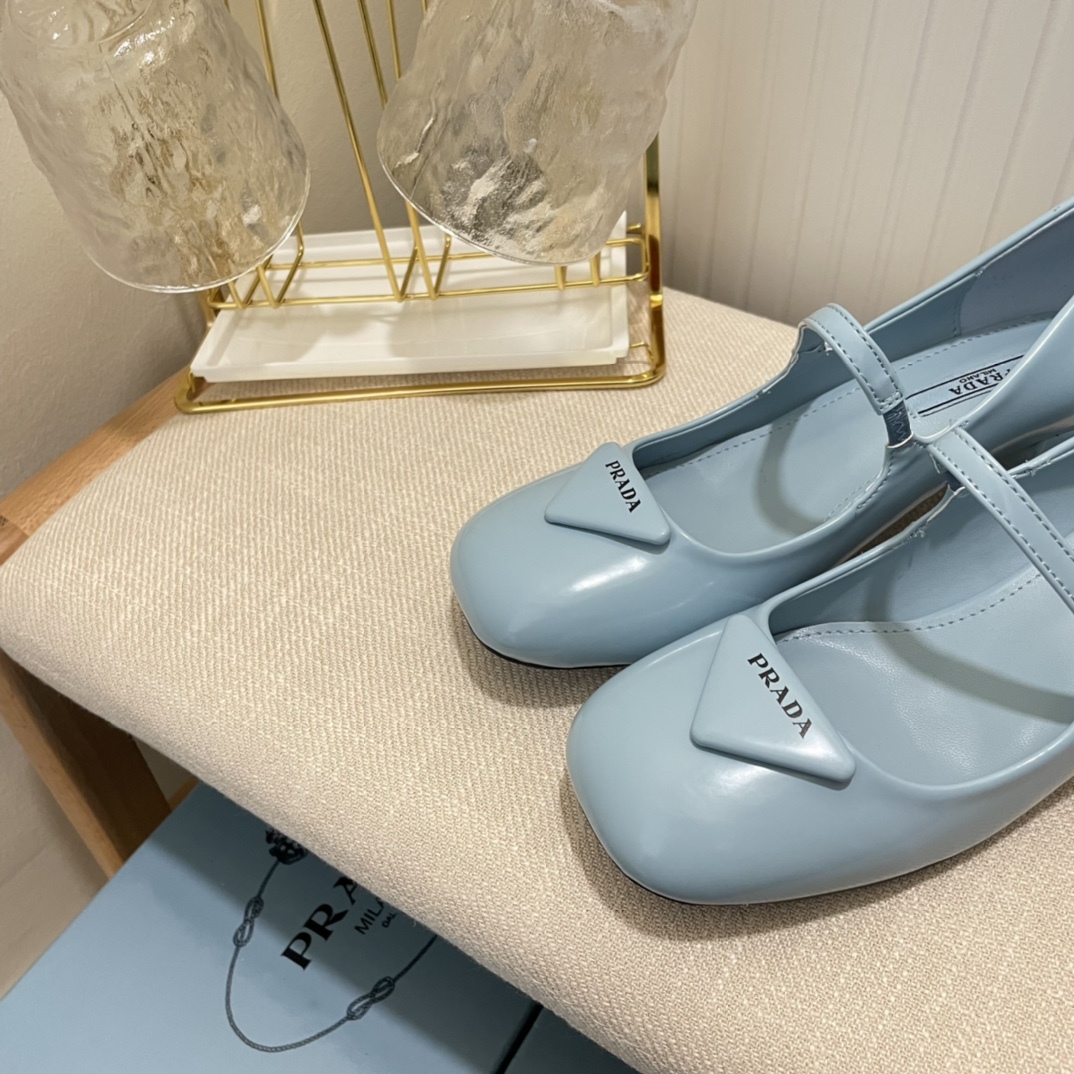 P style Women Square Low Heel Pump-Luxeon