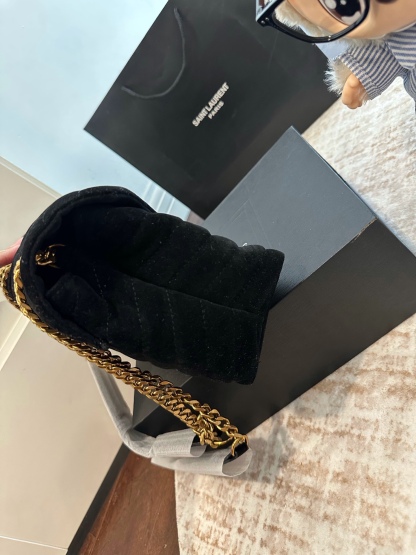 Suede cloud bag 25*16cm