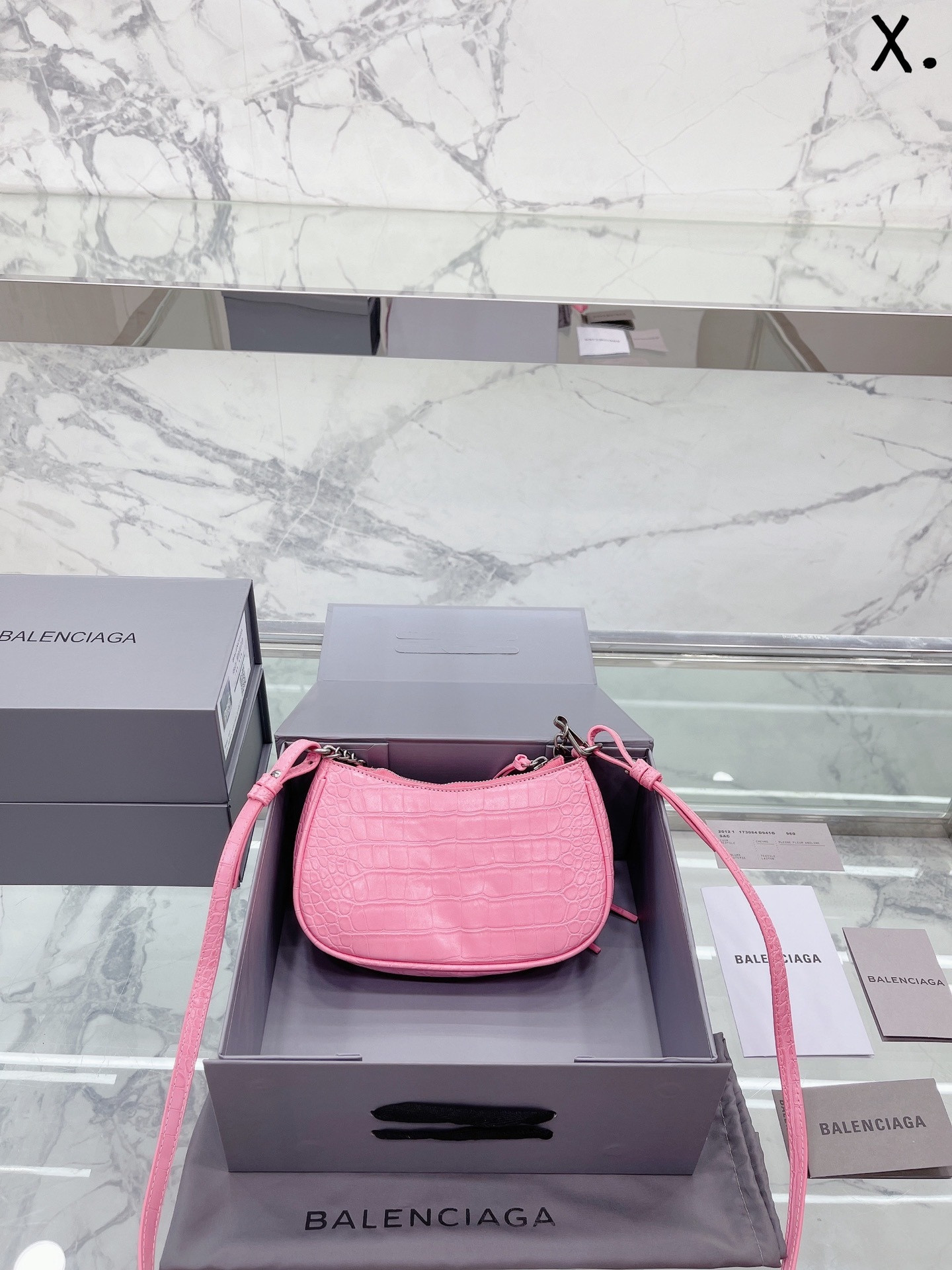 B style bag-Luxeon
