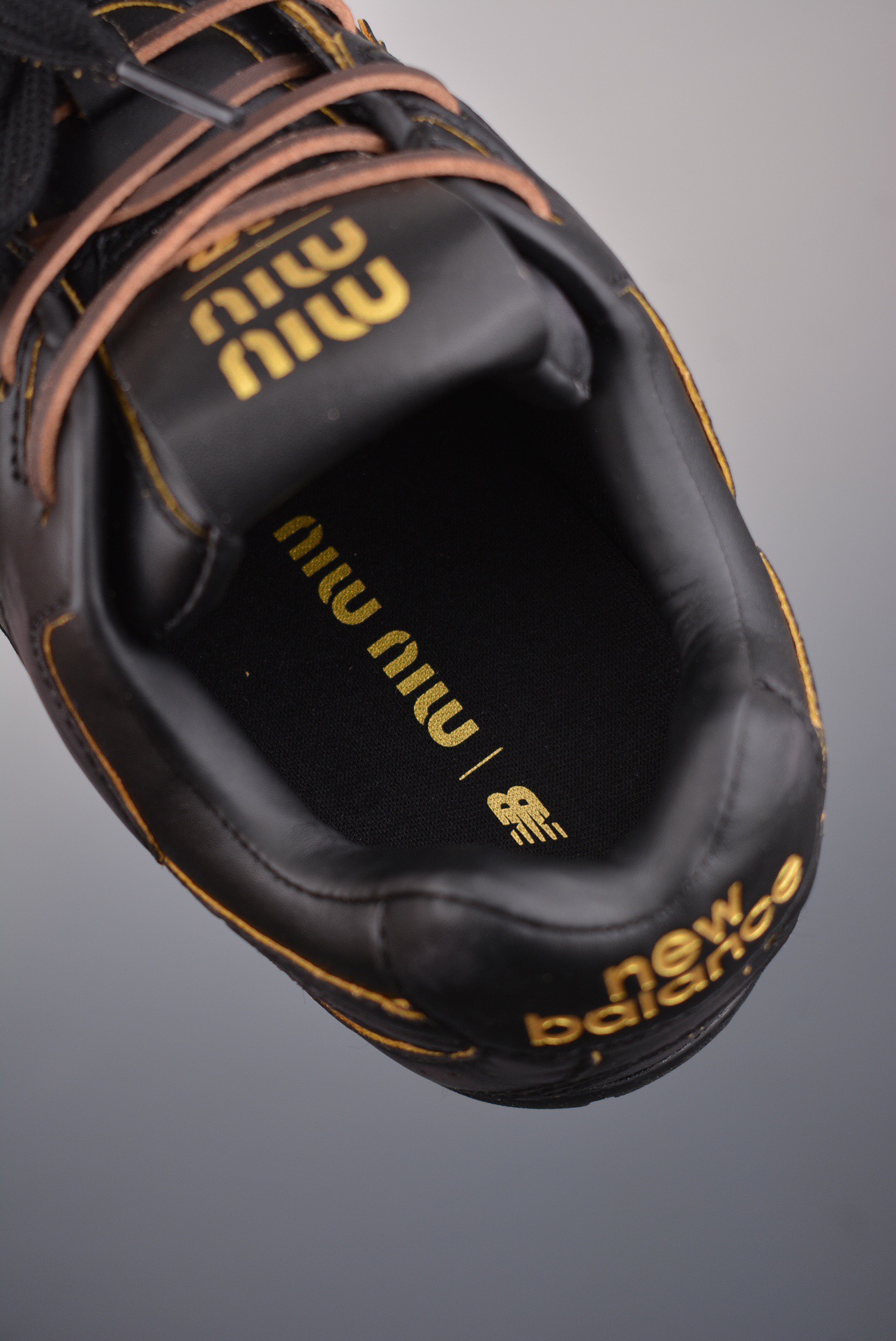 Distressed 530 sneakers